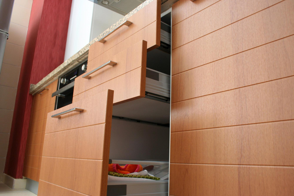 Kitchen Tandem Drawers In Bungalows