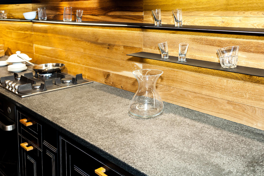 Kitchen Granite Counter Tops In Bungalow